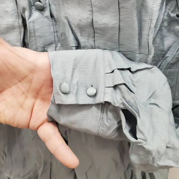 Ann Taylor LOFT Women's Slate Blue Lightweight‎ 1/2 Button Long Sleeve Top NWT S - Picture 2 of 9